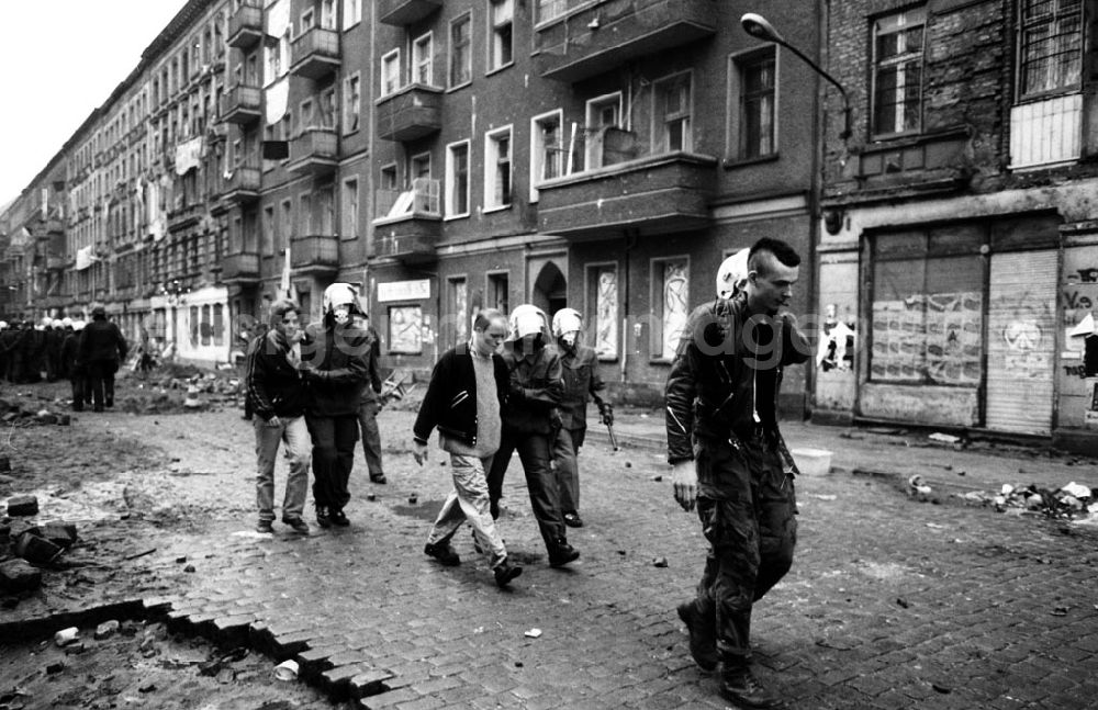 GDR image archive: Berlin - Mainzer Str. Berlin 14.11.9