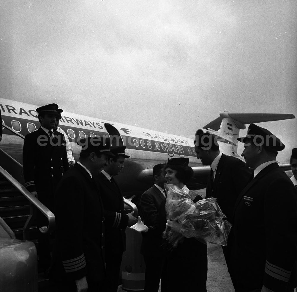 GDR photo archive: Berlin - Neue Fluglinie Berlin - Bagdad (