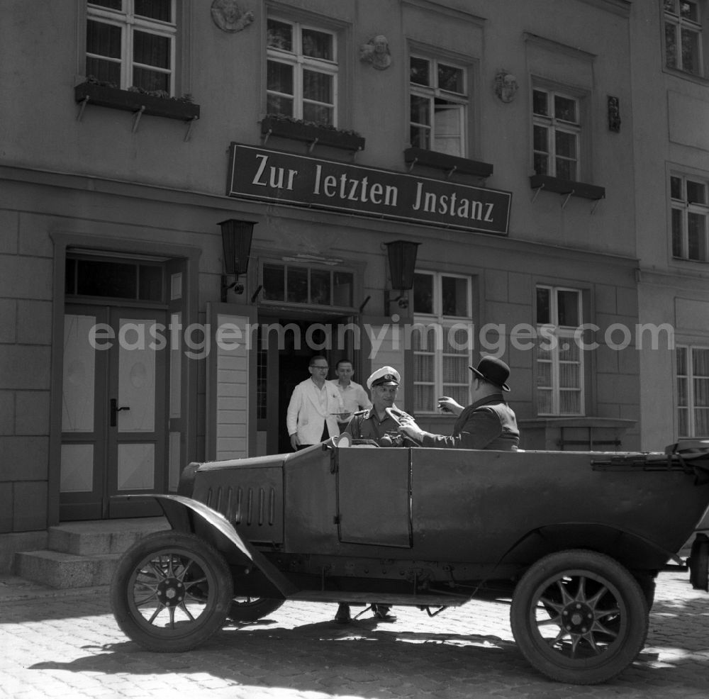 GDR picture archive: Berlin - Vintage F5 from the automobile manufacturer MAF in front of the restaurant Zur letzten Instanz in Berlin-Mitte on the territory of the former GDR, German Democratic Republic