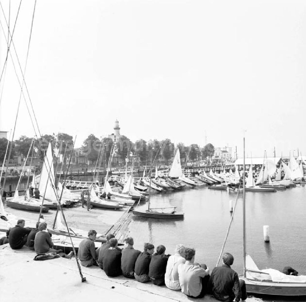 GDR photo archive: Rostock - 10.07.-17.