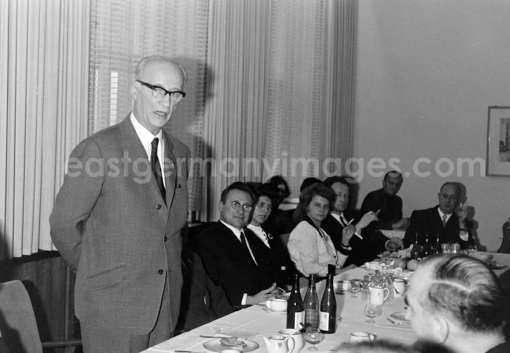 GDR photo archive: Berlin - Reception for politician Johannes Dieckmann - President of the DSF Society for German-Soviet Friendship in the Mitte district of Berlin East Berlin on the territory of the former GDR, German Democratic Republic
