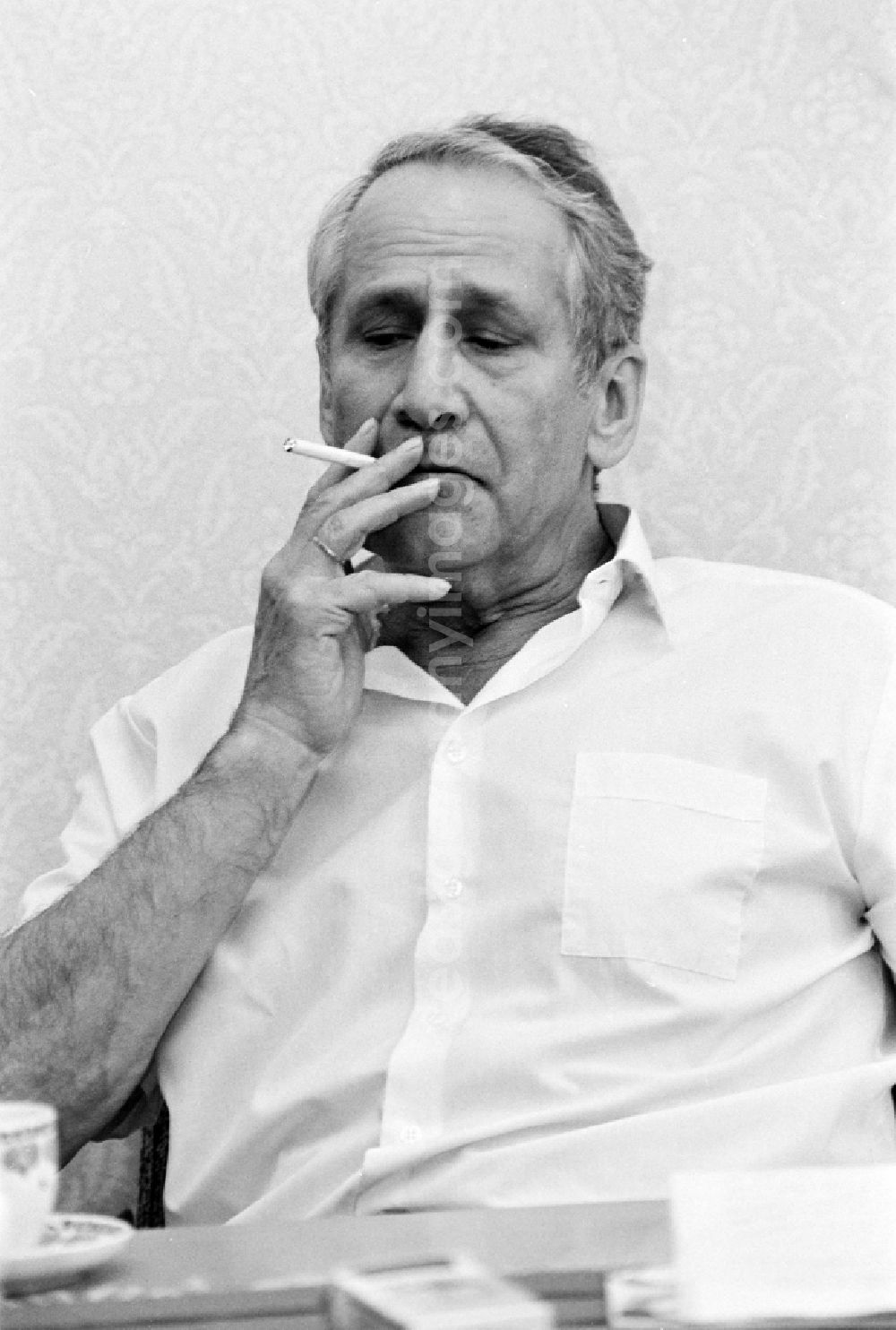 GDR image archive: Berlin - Portrait of retired Colonel General Markus Johannes Mischa Wolf - former German head of the foreign intelligence service Main Directorate for Reconnaissance of the MfS Ministry for State Security in the Friedrichshain district of Berlin East Berlin in the territory of the former GDR, German Democratic Republic