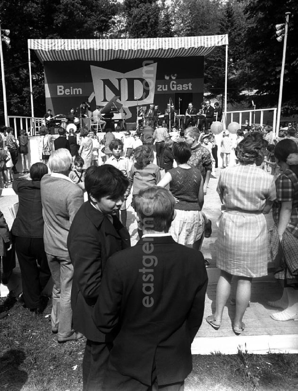 GDR photo archive: Berlin - Berlin Pressefest des 9. Kongresses der Deutsch - Sowjetischen - Freundschaft (2.Tag).