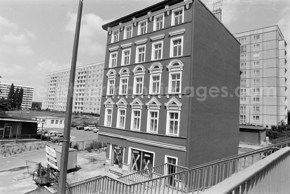 GDR image archive: Berlin - Renovated facades on the Bundesstrasse 5 formerly Strasse der Befreiung in the district of Lichtenberg in the district Lichtenberg in Berlin East Berlin on the territory of the former GDR, German Democratic Republic