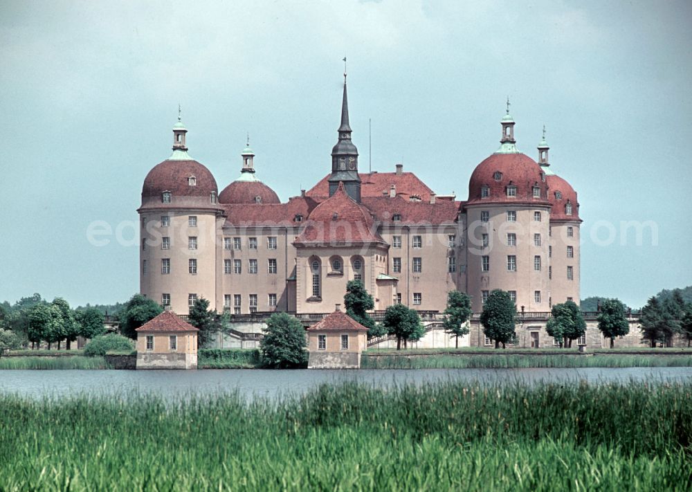 Moritzburg: Moritzburg Castle on Schlossallee in Moritzburg, Saxony in the territory of the former GDR, German Democratic Republic