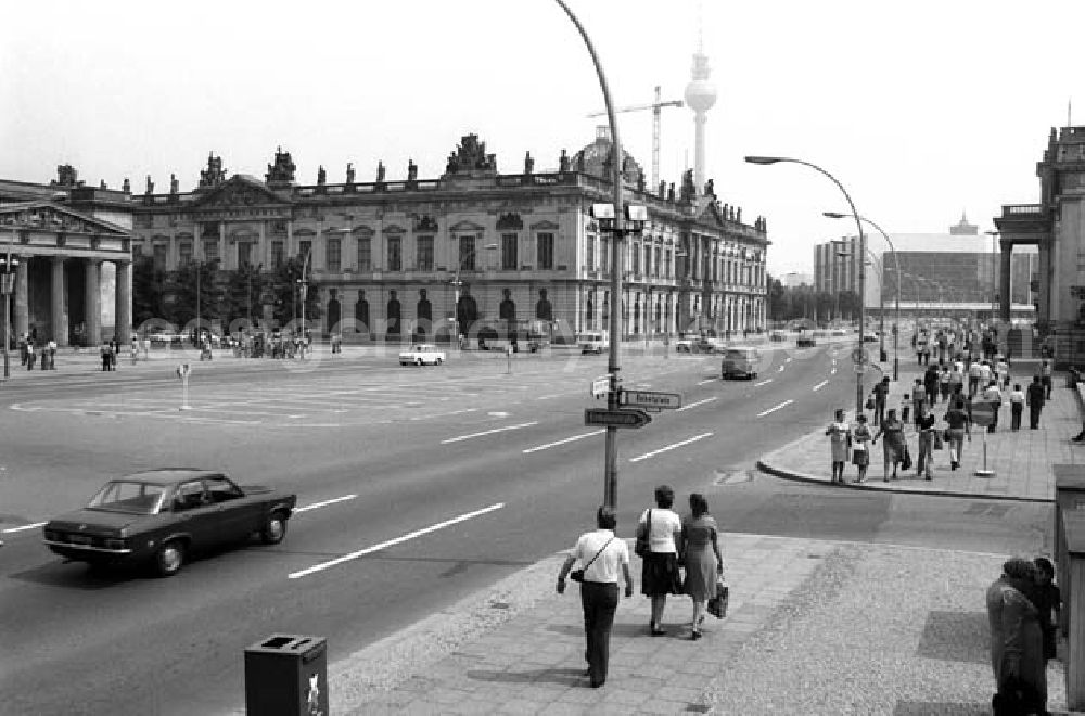 Berlin: September 1977 Unter den Linden