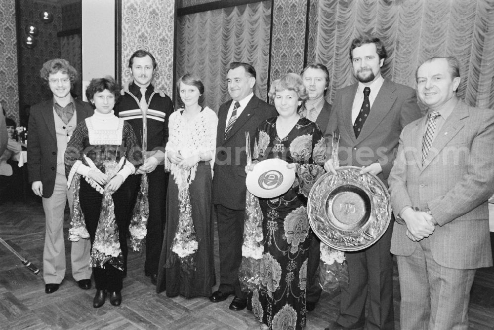 Berlin: Award ceremony for the winners of the restaurant competition of the year 1978 in the Café Warschau on Karl-Marx-Allee (Stalinallee) in the district Friedrichshain in Berlin East Berlin in the territory of the former GDR, German Democratic Republic