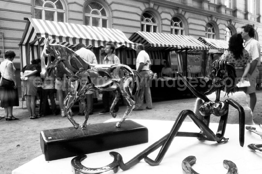 GDR photo archive: Berlin-Spandau - Spandau/Berlin Kunstmarkt 27.08.9