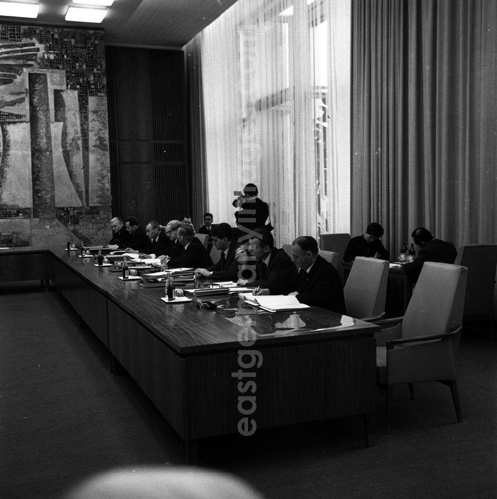 GDR image archive: Berlin - Staatsratstagung mit Walter Ulbricht (