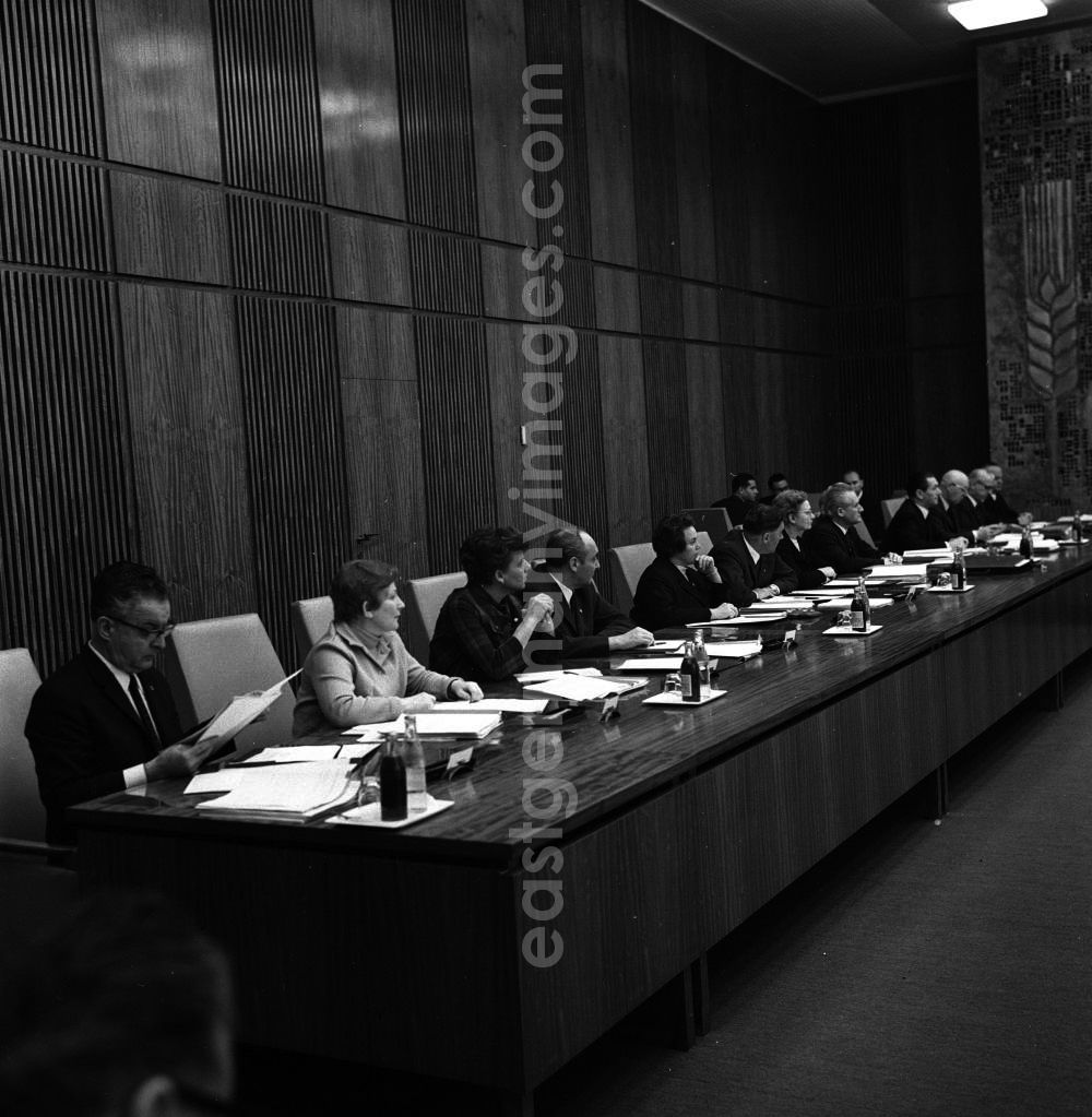 GDR image archive: Berlin - Staatsratstagung mit Walter Ulbricht (