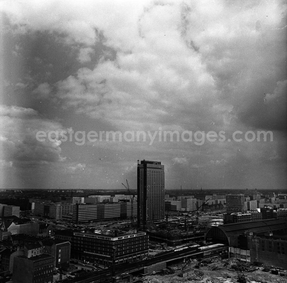 GDR picture archive: Berlin - Stadtzentrum Berlin (