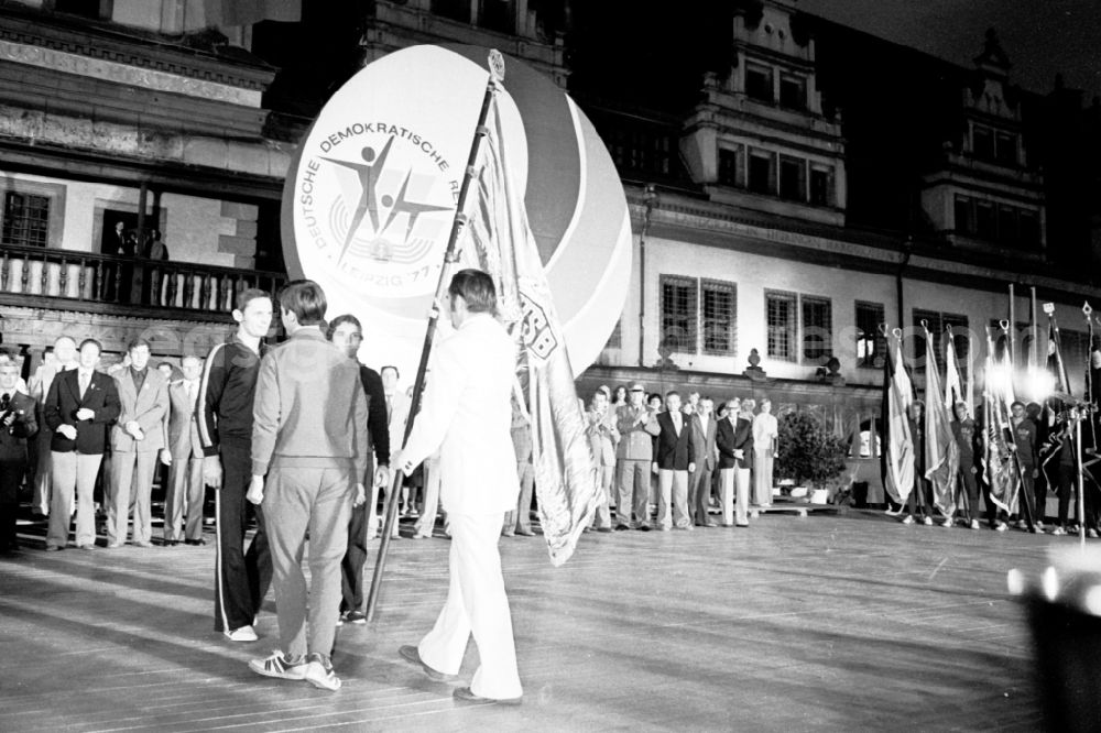 GDR image archive: Leipzig - Gymnastics and Sports Festival Spartakiade in Leipzig in the state Saxony on the territory of the former GDR, German Democratic Republic