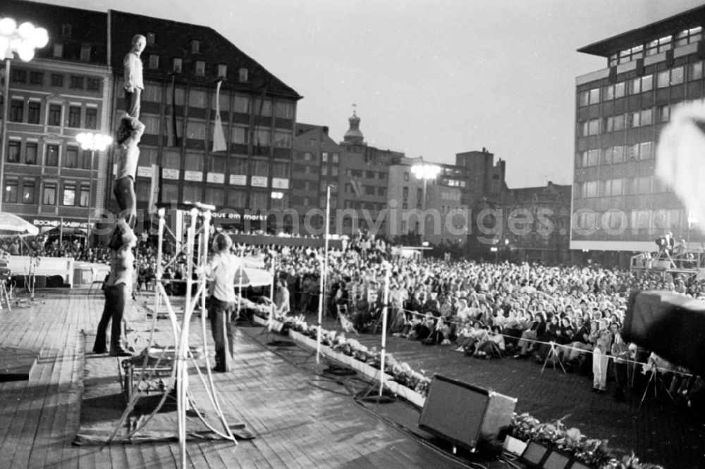 GDR image archive: Leipzig - Gymnastics and Sports Festival Spartakiade in Leipzig in the state Saxony on the territory of the former GDR, German Democratic Republic