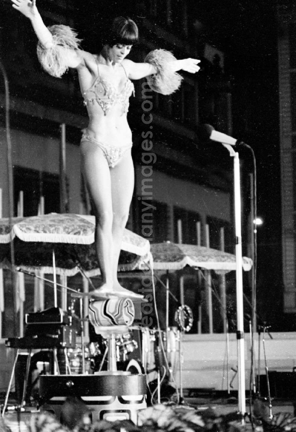 GDR image archive: Leipzig - Gymnastics and Sports Festival Spartakiade in Leipzig in the state Saxony on the territory of the former GDR, German Democratic Republic