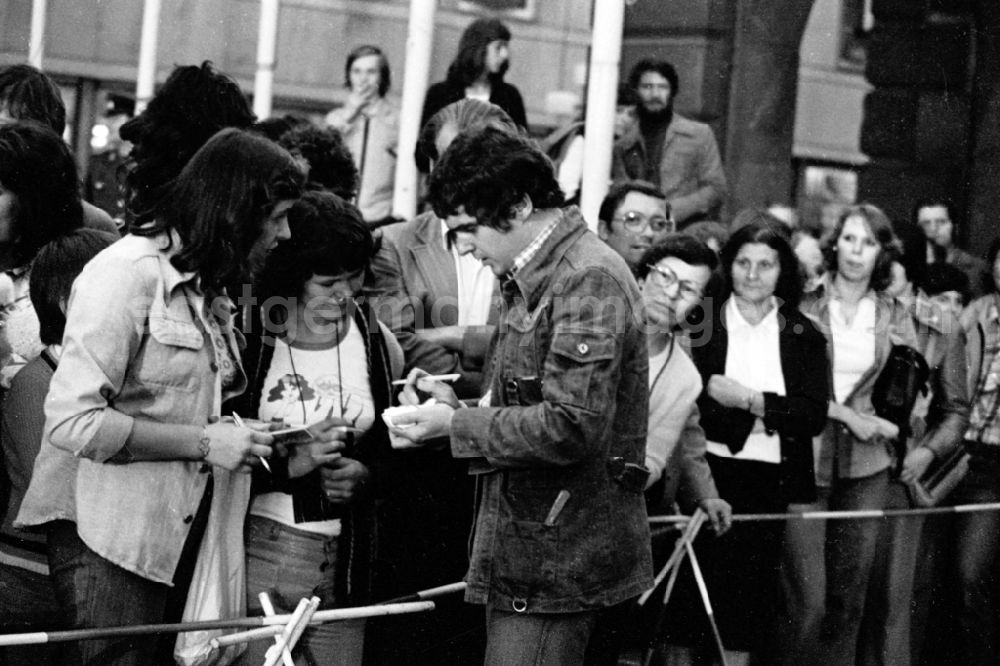 GDR photo archive: Leipzig - Gymnastics and Sports Festival Spartakiade in Leipzig in the state Saxony on the territory of the former GDR, German Democratic Republic