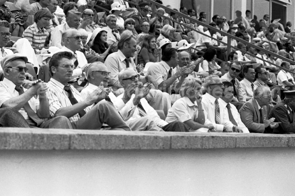 GDR image archive: Leipzig - Gymnastics and Sports Festival Spartakiade in Leipzig in the state Saxony on the territory of the former GDR, German Democratic Republic