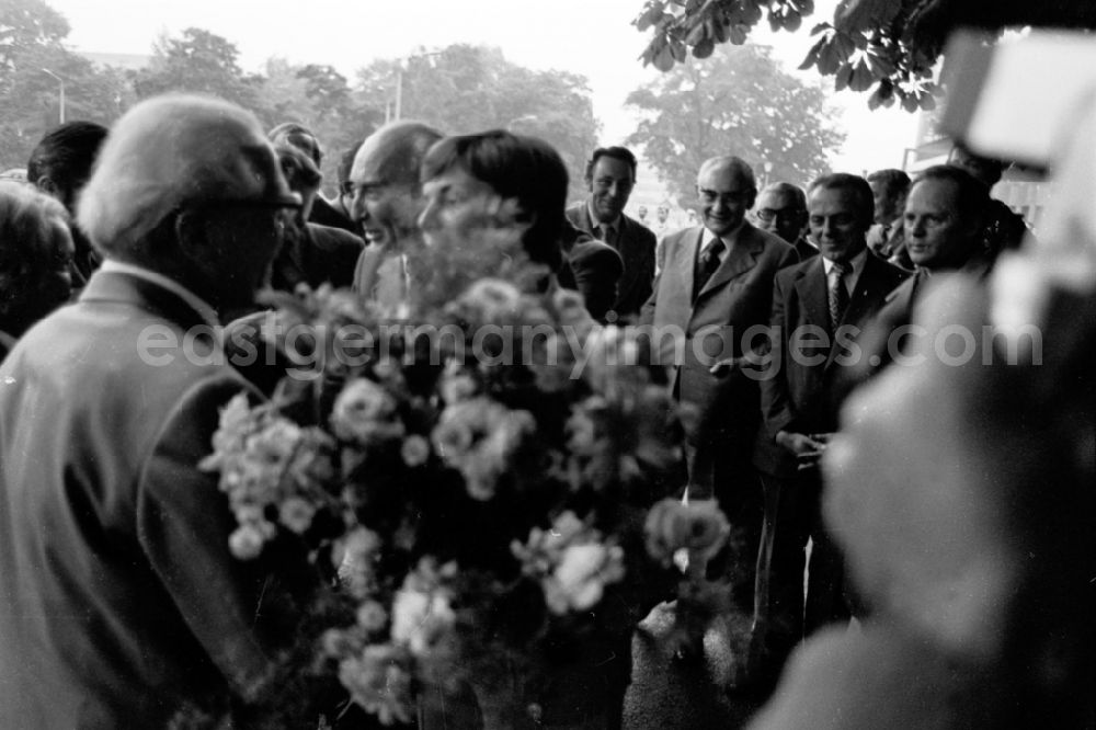 GDR photo archive: Leipzig - Gymnastics and Sports Festival Spartakiade in Leipzig in the state Saxony on the territory of the former GDR, German Democratic Republic