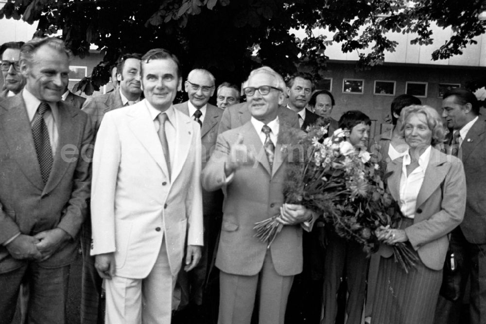 GDR picture archive: Leipzig - Gymnastics and Sports Festival Spartakiade in Leipzig in the state Saxony on the territory of the former GDR, German Democratic Republic