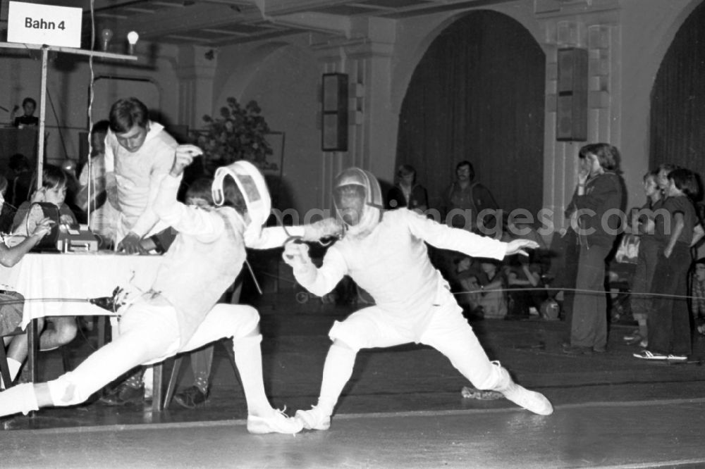 GDR image archive: Leipzig - Gymnastics and Sports Festival Spartakiade in Leipzig in the state Saxony on the territory of the former GDR, German Democratic Republic