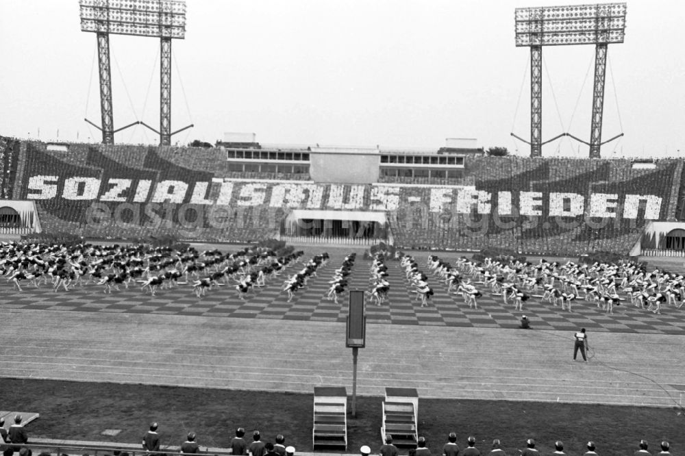 Leipzig: Gymnastics and Sports Festival Spartakiade in Leipzig in the state Saxony on the territory of the former GDR, German Democratic Republic