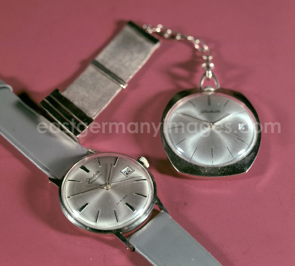 Glashütte: Watches from the VEB Glashuetter Uhrenbetriebe on Schillerstrasse in Glashuette, Saxony in the territory of the former GDR, German Democratic Republic