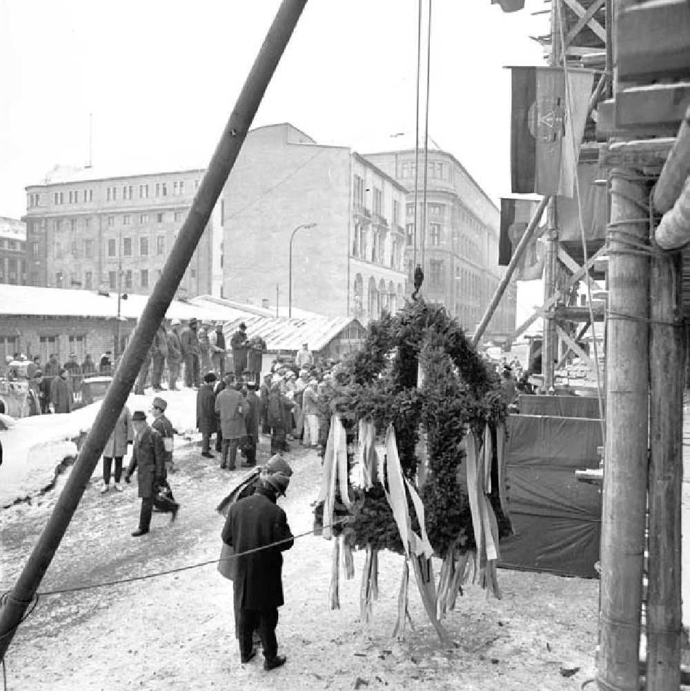 GDR photo archive: Berlin - Umschlagsnr.: 1966-22