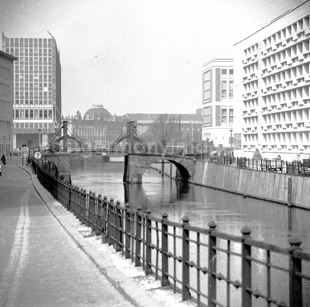 GDR image archive: Berlin - Umschlagsnr.: 1966-115