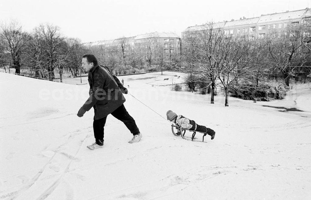 GDR photo archive: Berlin - Umschlagsnr.: 1993-35