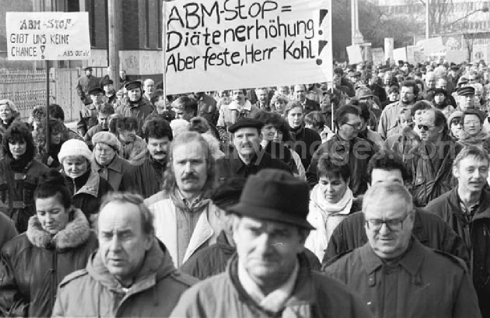 GDR picture archive: Berlin - Umschlagsnr.: 1993-73