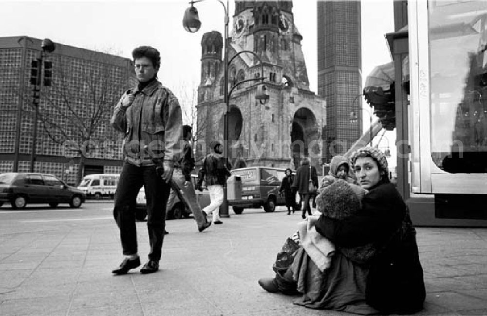 GDR photo archive: Berlin - Umschlagsnr.: 1993-85