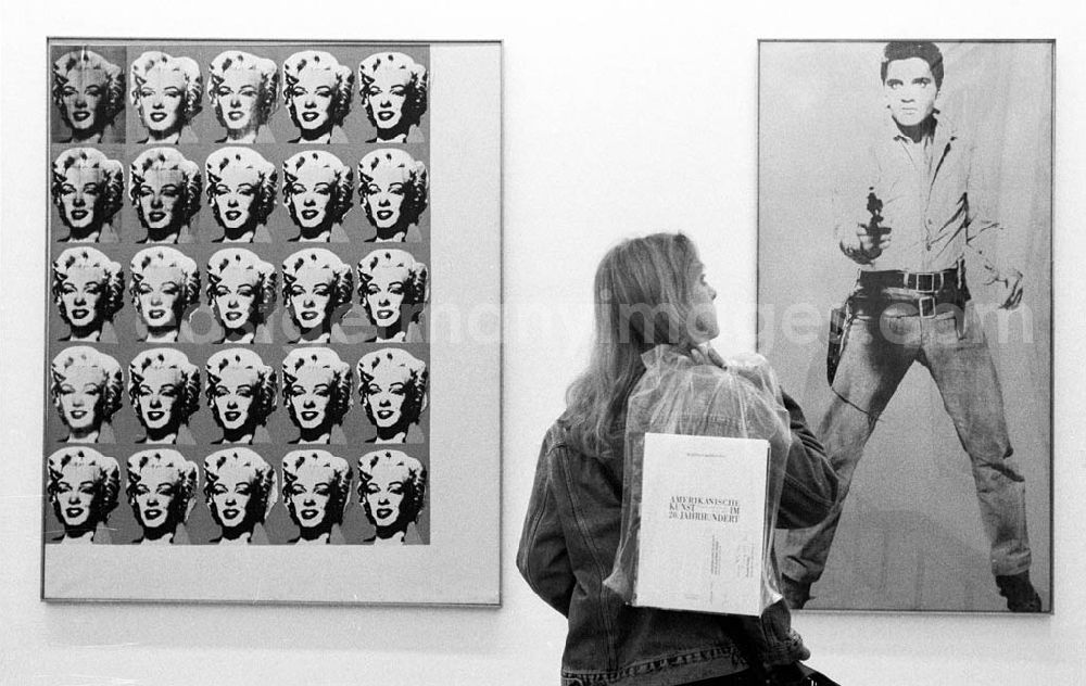 GDR picture archive: Berlin - Ausstellung Amerikanische Kunst des 20. Jahrhunderts in der Neuen Nationalgalerie 07.