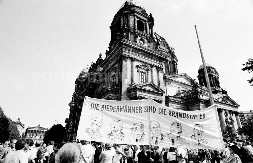 Berlin: Umschlagsnr.: 1993-156