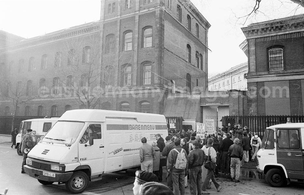 GDR photo archive: Berlin - Umschlagsnr.: 1993-17 (a)