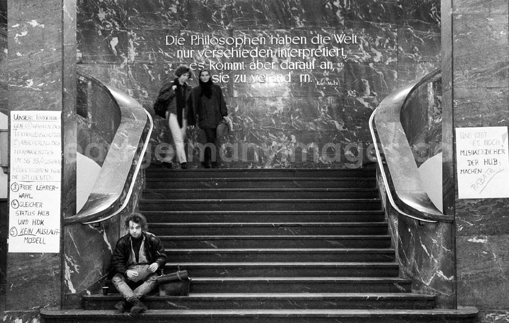 GDR picture archive: Berlin - Umschlagsnr.: 1993-48 (a)