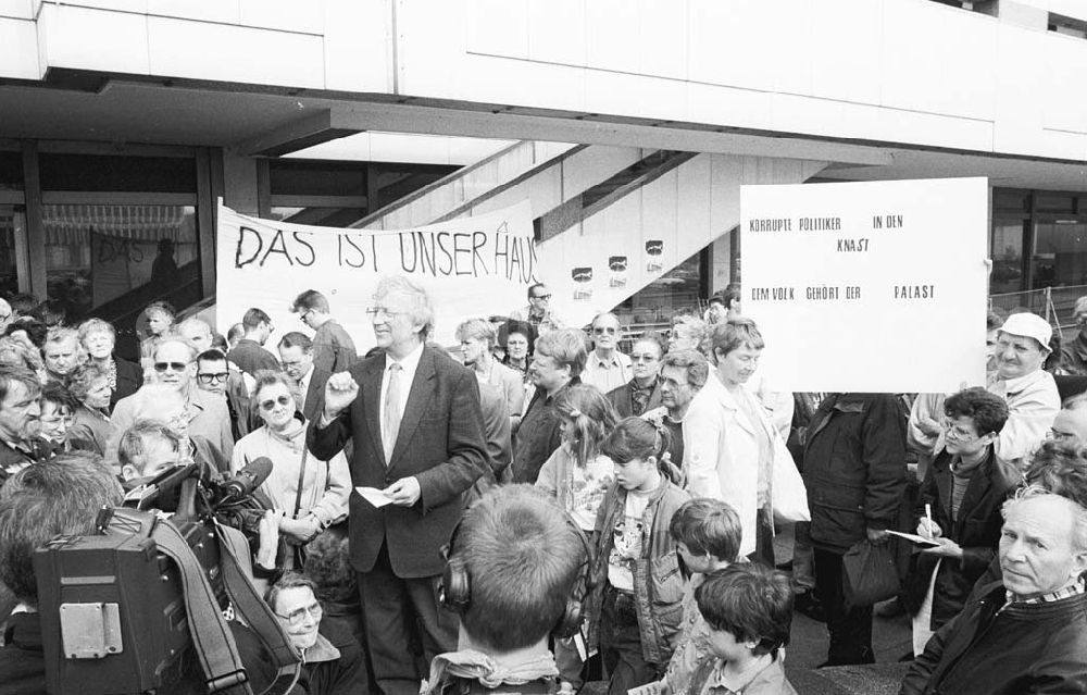 GDR photo archive: Berlin - Umschlagsnr.: 1993-1