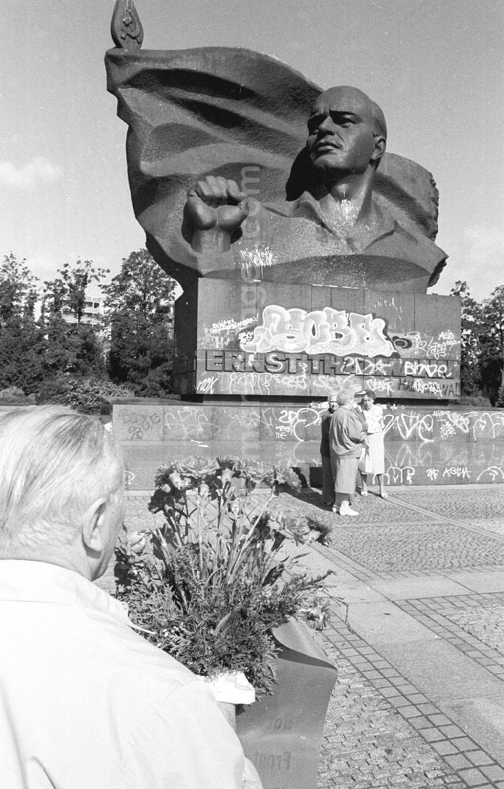 GDR picture archive: Berlin - Umschlagsnr.: 1993-2