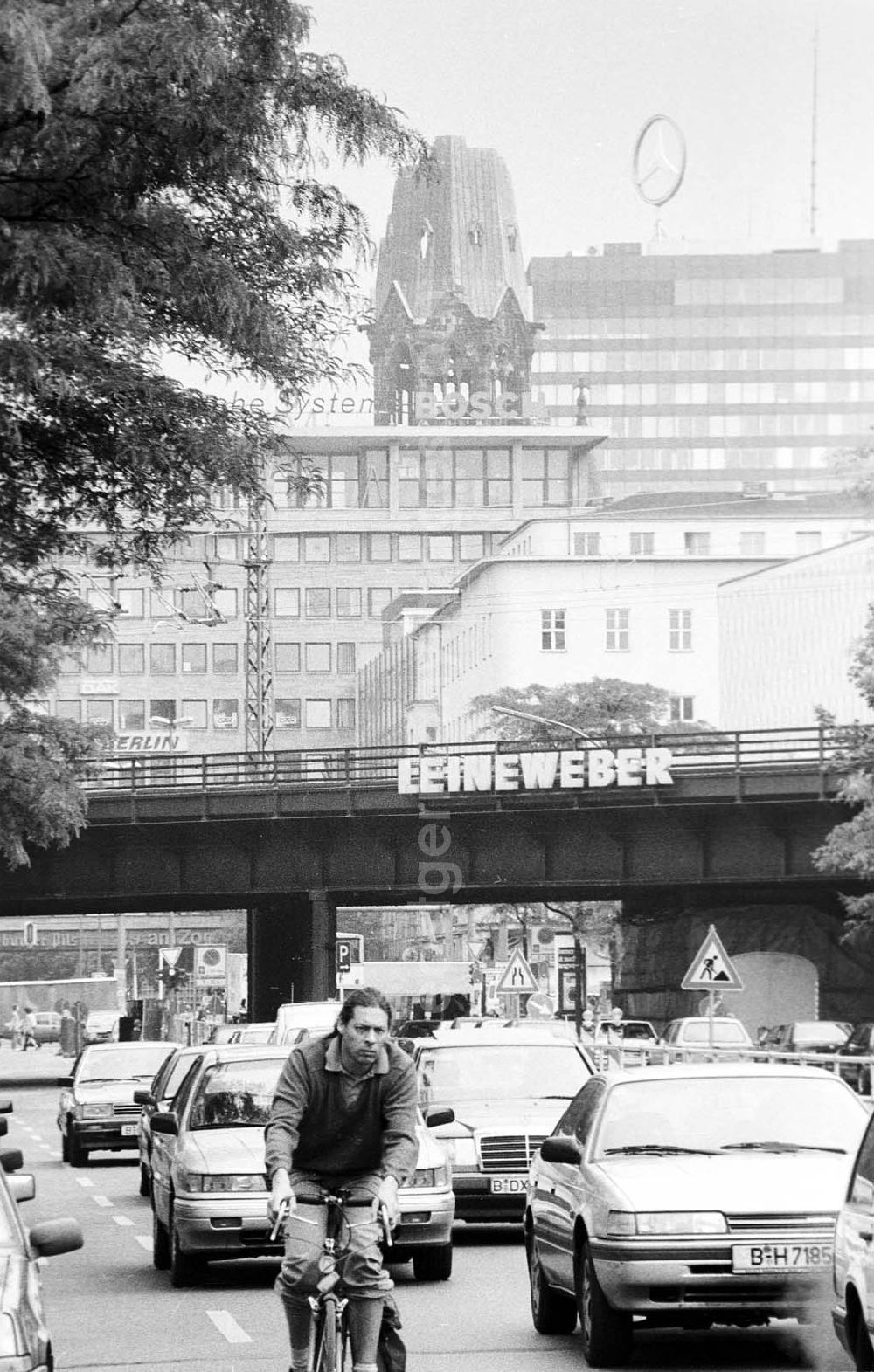 GDR photo archive: Berlin - Umschlagsnr.: 1993-139 (b)