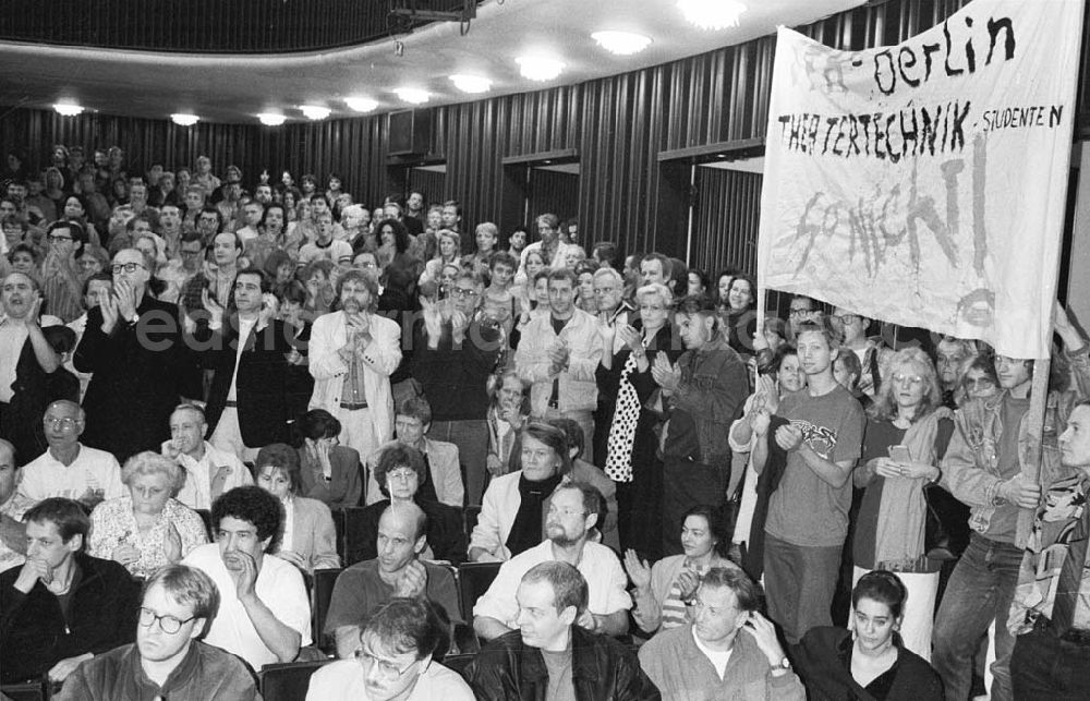 GDR picture archive: Berlin - Umschlagsnr.: 1993-174 (b)