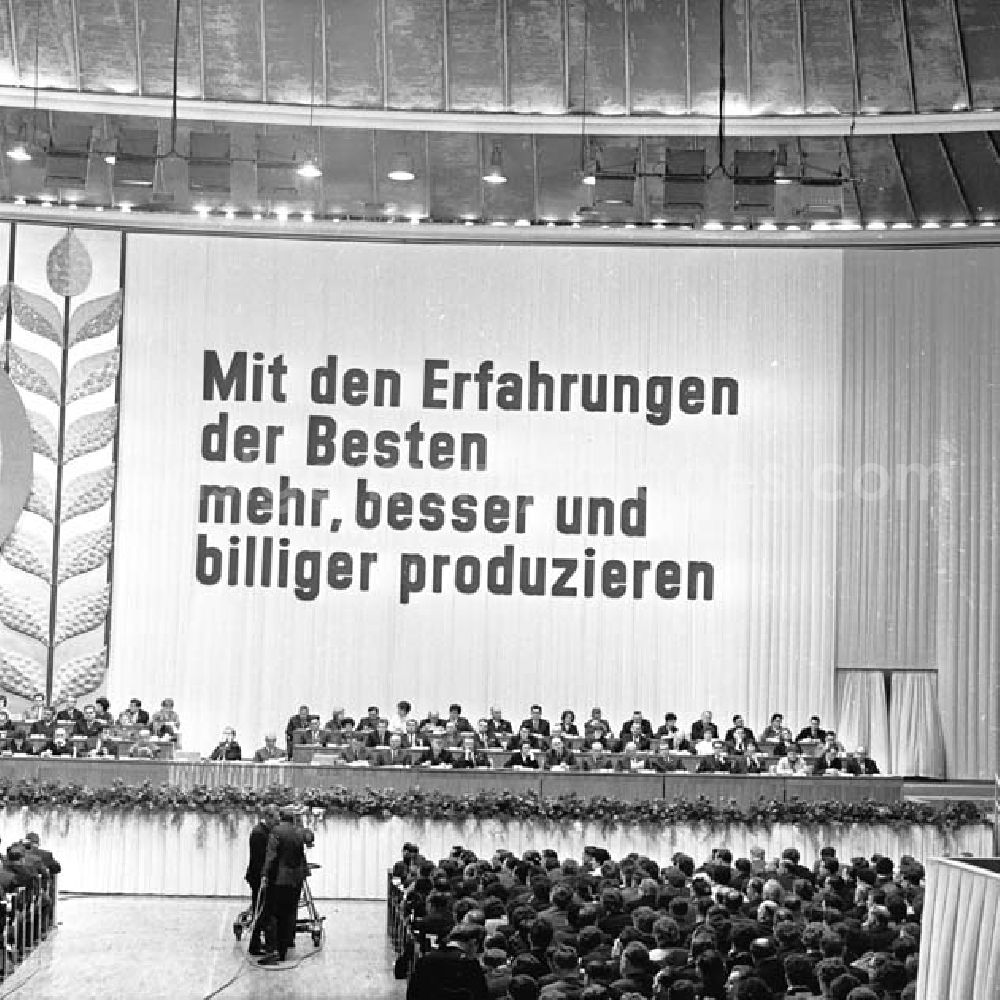 GDR photo archive: unbekannt - Umschlagsnr.: 1966-66 (I)