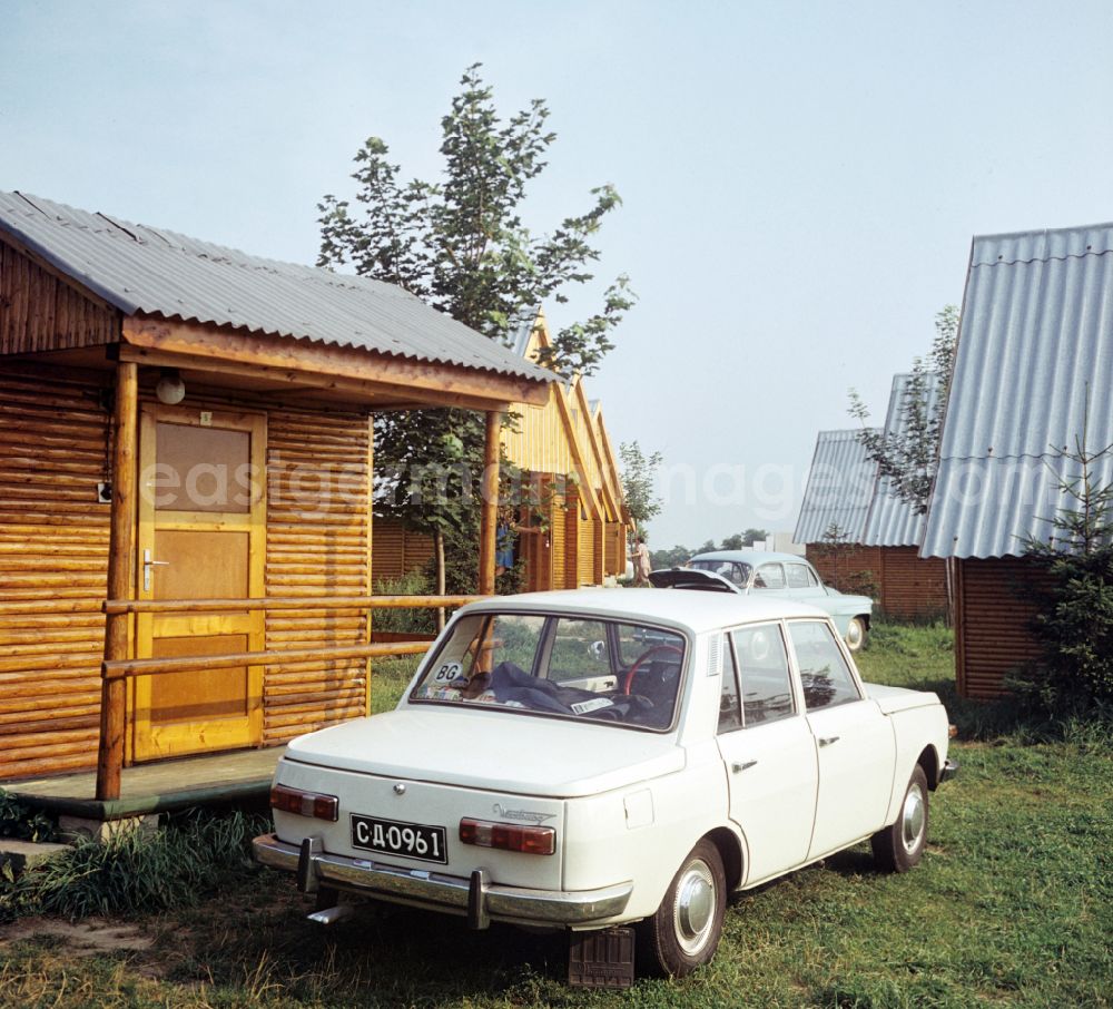 GDR image archive: Varna - Holiday at a campsite on the Black Sea in Varna in Bulgaria