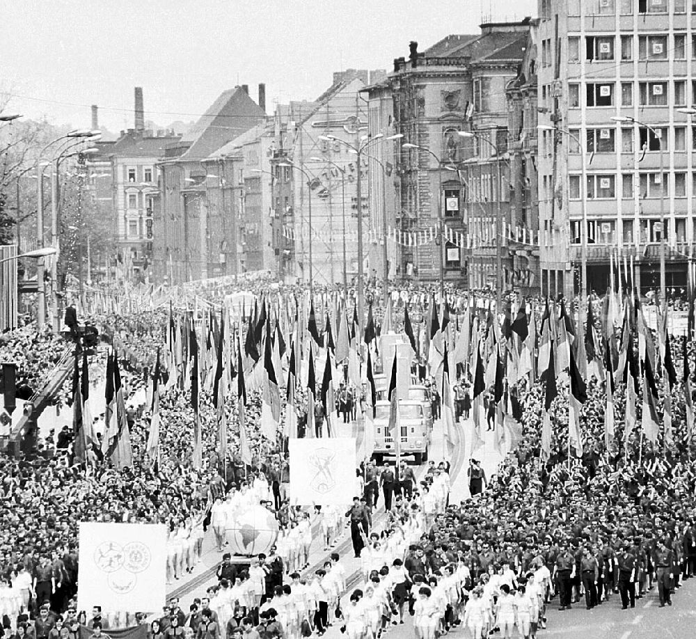 GDR picture archive: Chemnitz (Sachsen) - 1967 VIII. Parlament der Freien Deutschen Jugend (FDJ) in Karl-Marx-Stadt, heute Chemnitz (Sachsen)