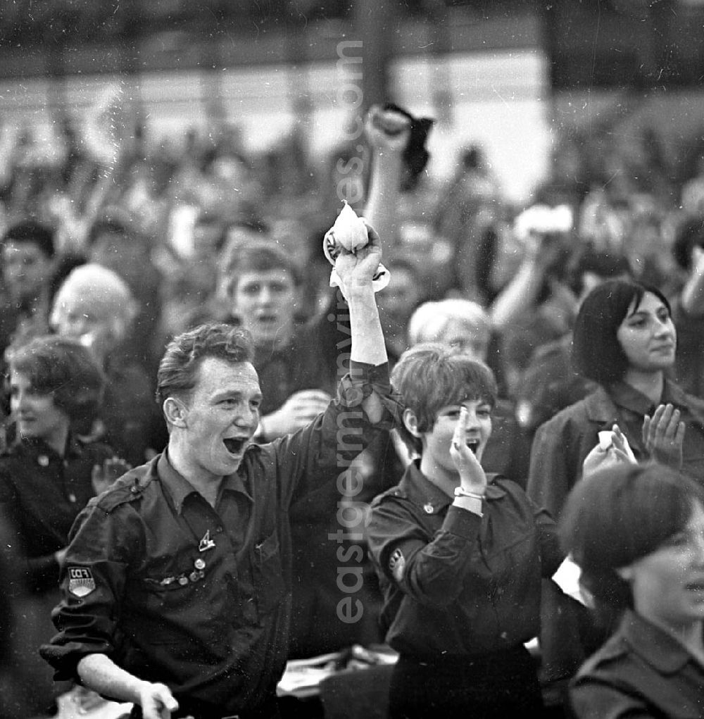 GDR photo archive: Chemnitz (Sachsen) - 1967 VIII. Parlament der Freien Deutschen Jugend (FDJ) in Karl-Marx-Stadt, heute Chemnitz (Sachsen)