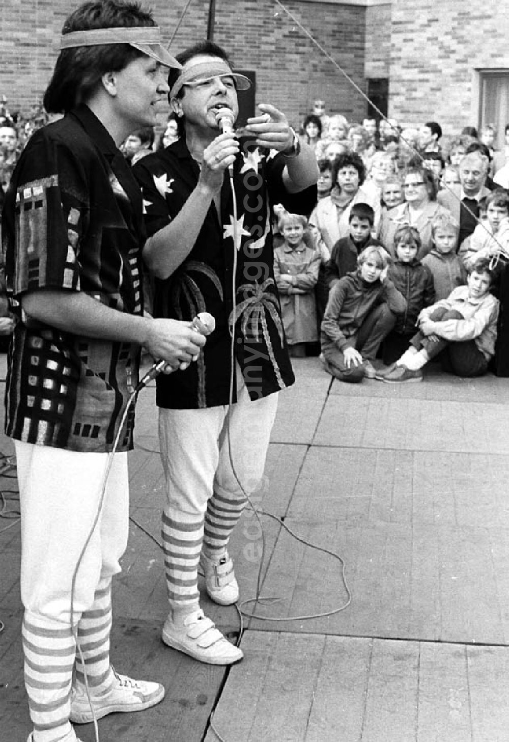 GDR picture archive: Berlin - 07.10.1986 Volksfest Arkonaplatz und Thälmann Park Umschlagnr.: 111