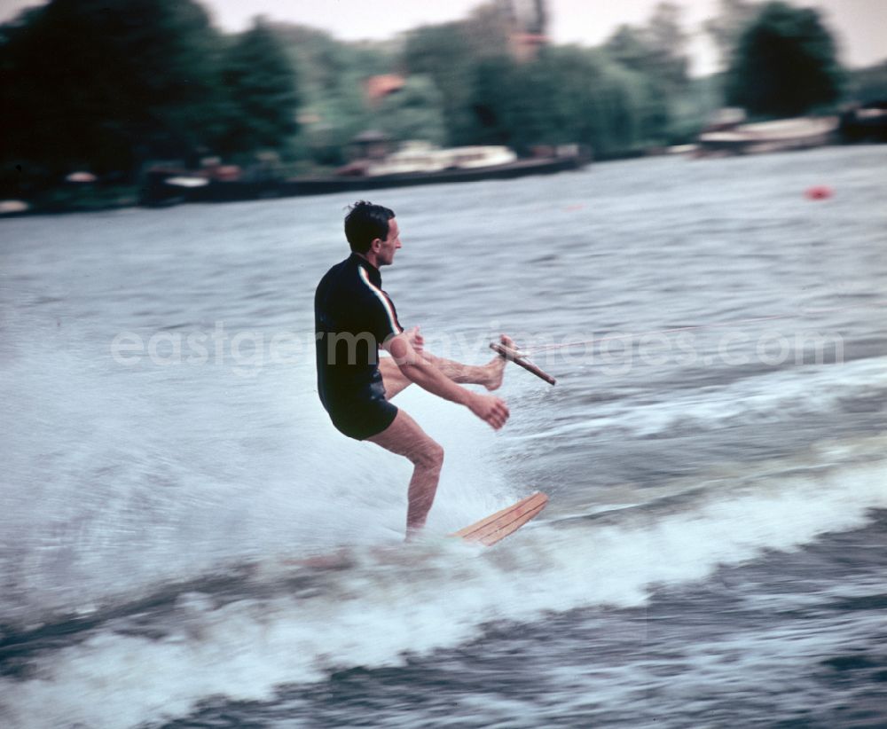 GDR image archive: Berlin - Waterskiing in the Gruenau district of Berlin East Berlin in the territory of the former GDR, German Democratic Republic