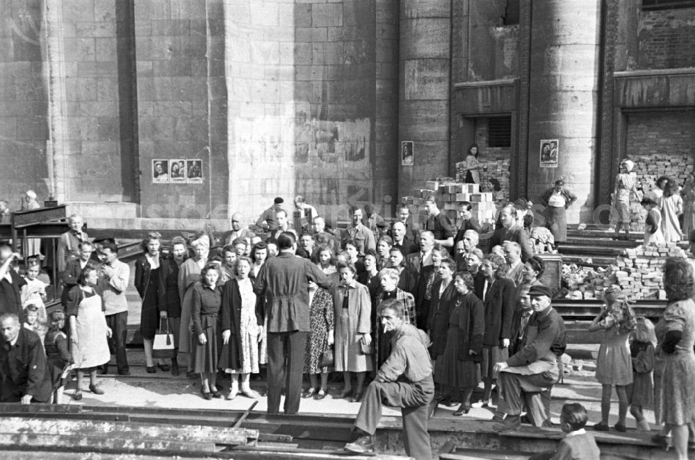 Berlin: Reconstruction of the Volksbuehne at Rosa-Luxemburg-Platz in East Berlin on the territory of the former GDR, German Democratic Republic