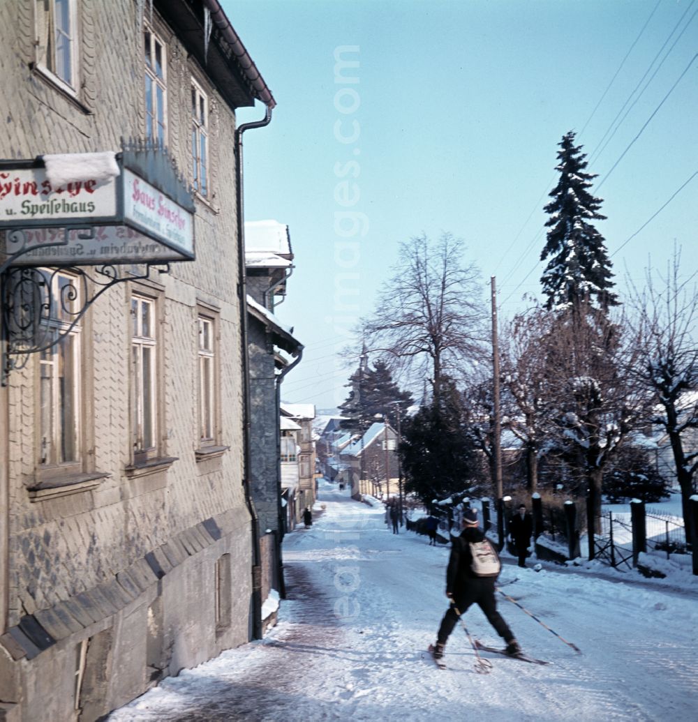 Friedrichroda: Winter holiday in the popular resort of Friedrichroda in the Thuringian Forest, Thuringia in the area of the former GDR, German Democratic Republic