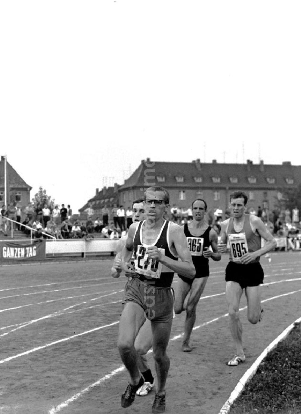 Halle: 27.-30.07.1967 XX. Leichtathletik Meisterschaft Halle Hudecek vor ? (1