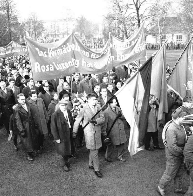 Mahn- und Gedenkstätte Friedrichsfelde
Januar 1965

Umschlagsnr.:  1965-69