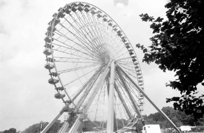 Ferris wheel in the funfair Spreepark Plaenterwald in Berlin Rummelsburg, the former capital of the GDR, German Democratic Republic