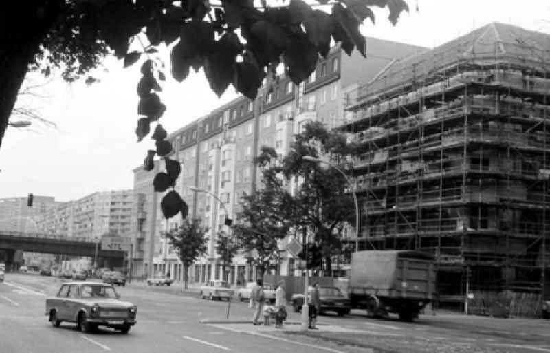 10.07.1986

Innerstädtischer Wohnungsbau
Wilhelm-Pieck-Strasse

Umschlagnr.: 81